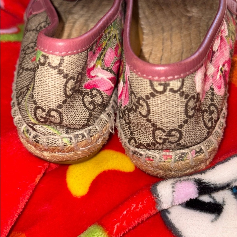 Gucci designer floral espadrille flats women’s shoes Size EU 38 RARE QUICK SHIP - Picture 12 of 12